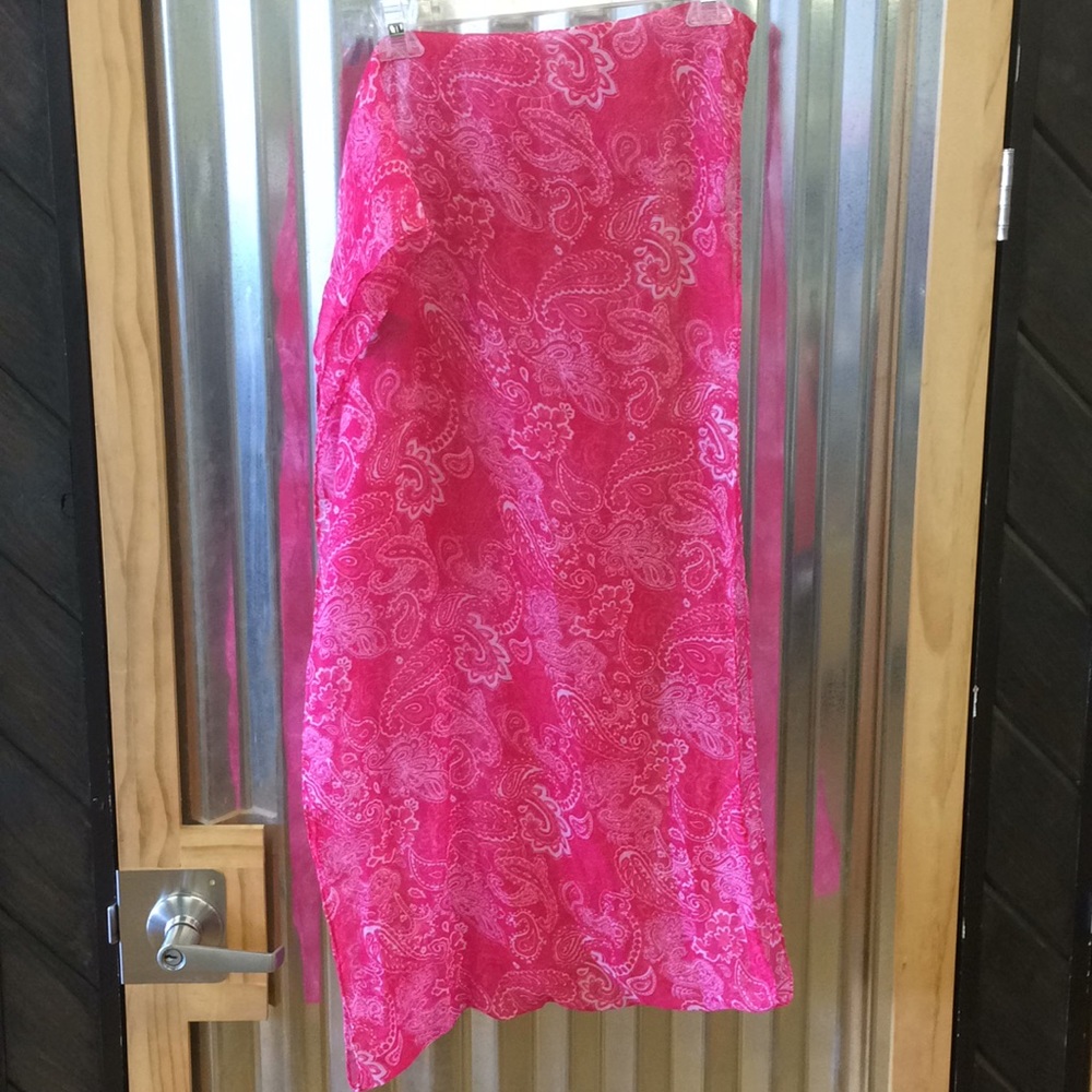 Pink Scarf - Picture 3 of 4